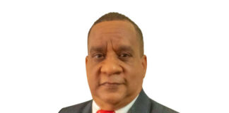 Las visitas de la embajadora EE.UU.