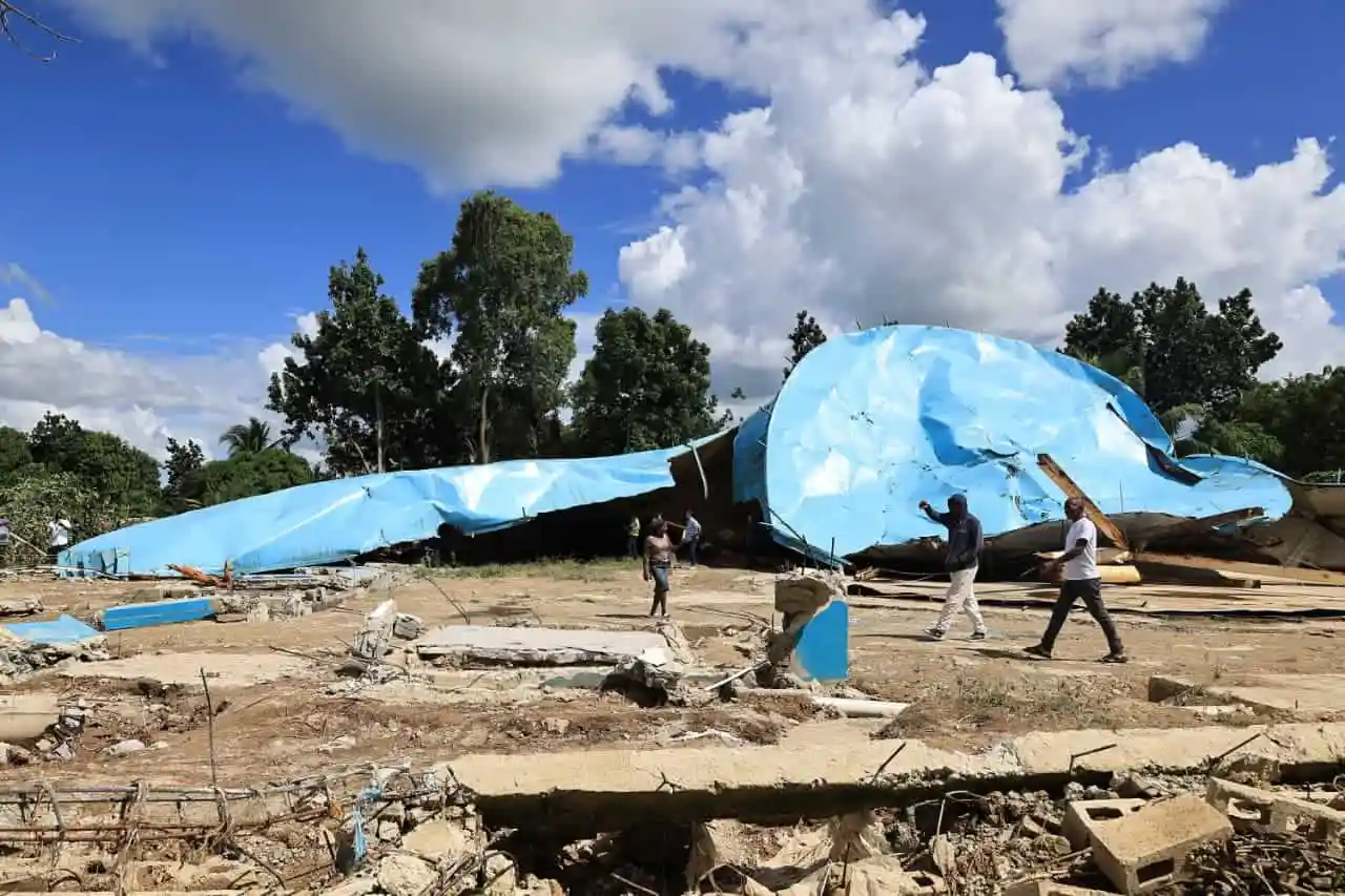 Inapa atribuye colapso tanque de agua de Consuelo a ruptura de soldadura de unión - VigilanteInformativo.com