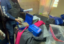 VIDEO: DNCD arresta “El Meca” con marihuana, más de un millón de pesos, dólares y otras evidencias