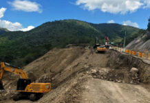 Eduardo Estrella garantiza tránsito vehicular por la carretera de Ocoa-Cruce de Ocoa