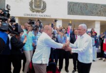 Presidente Senado recibe antorcha XXV Juegos Centroamericanos y del Caribe SD 2026