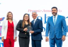 Senado de la República honra la excelencia de su capital humano en histórica premiación