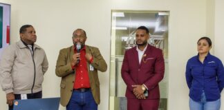 Edeeste imparte charla sobre eficiencia energética a periodistas y dueños de medios de Monte Plata