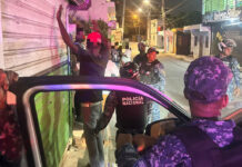 Policía Nacional ocupa armas ilegales, recupera motocicletas robadas y ejecuta órdenes de arresto en SDN