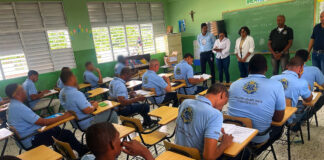 Privados de libertad reciben Pruebas Nacionales del nivel de Educación Secundaria Prepara de Adultos