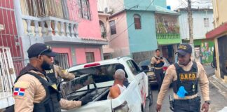 DNCD impacta de nuevo en Boca Chica: arresta a 12 personas y ocupa más de 1,500 gramos