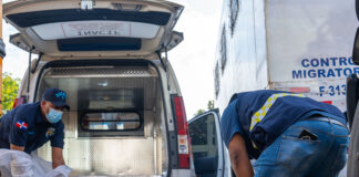 Migración reporta hallazgo de cuerpo en estado de descomposición en camión averiado en parqueo de su sede principal