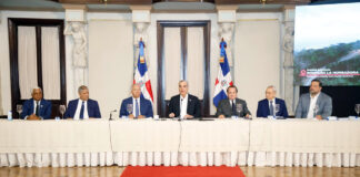 Abinader entrega primeros títulos de propiedad del Parque Nacional Loma Novillero y La Humeadora