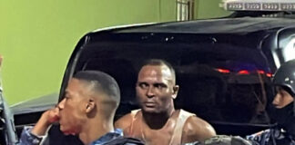 VIDEO: Policía Nacional rescata mujer que era víctima de violencia doméstica en Los Guandules, DN
