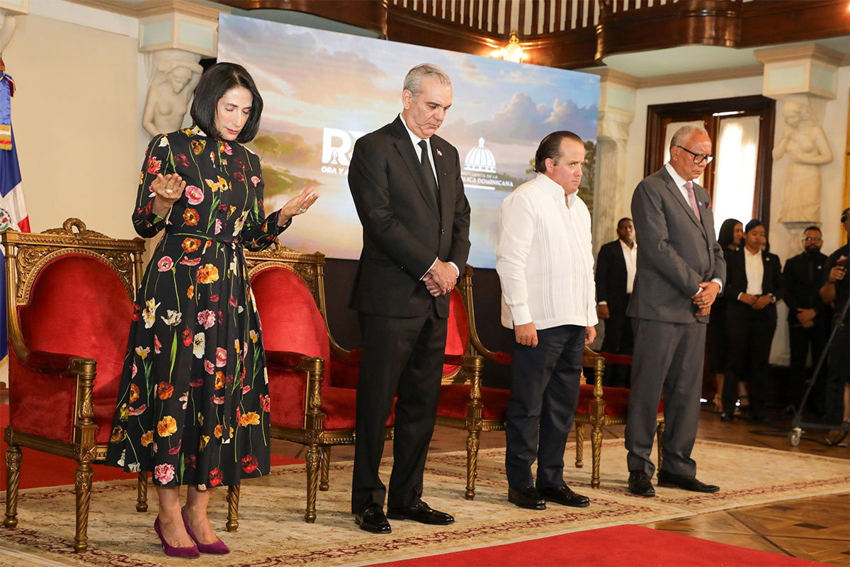 Luis Abinader encabeza jornada nacional de oración y acción de gracias por República Dominicana - VigilanteInformativo.com