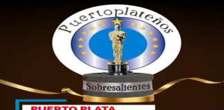 Durante una emotiva ceremonia entregan premios Puertoplateño Sobresaliente a Amadeo Peralta