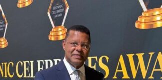 Dany Alcántara recibe en Miami premio nuevo líder de los medios de comunicación de RD