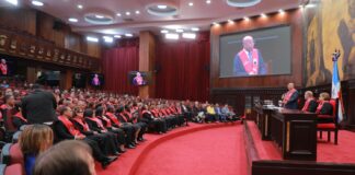 Más de 100 diputados se graduaron de las maestrías en Derecho Constitucional y Derecho Administrativo