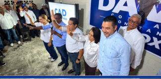 Agustín Burgos juramenta comité de apoyo a David Collado en Constanza