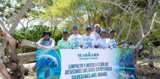 Empresa Seaboard recoge desechos sólidos en el Santuario de Mamíferos Marinos de Manatí Puerto Plata