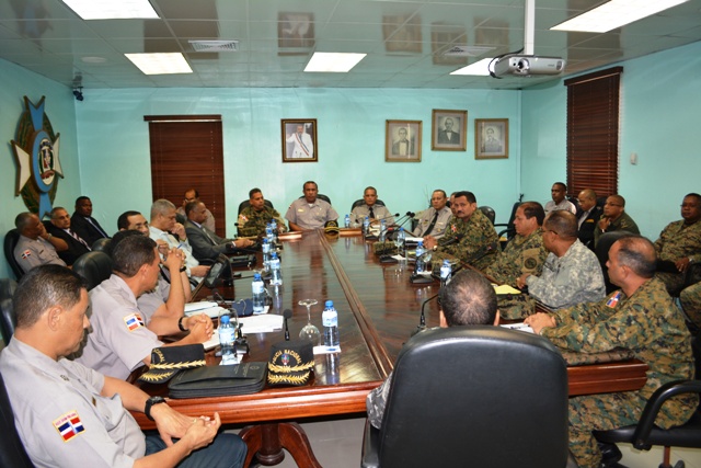 Reunión conjunta de la Policía y el Ejército dominicano