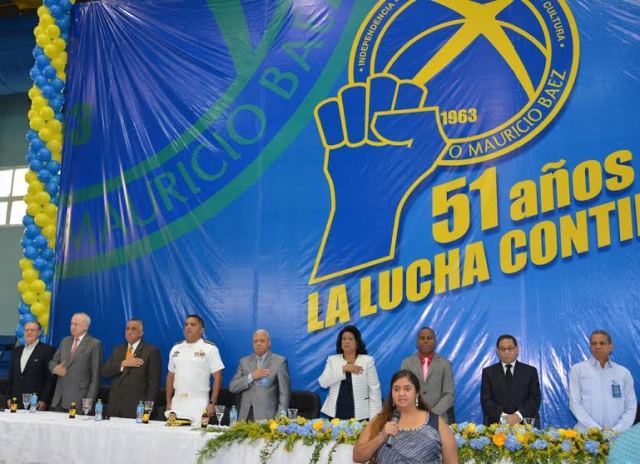 Acto para conmemorar el 51 aniversario del Club Mauricio Báez